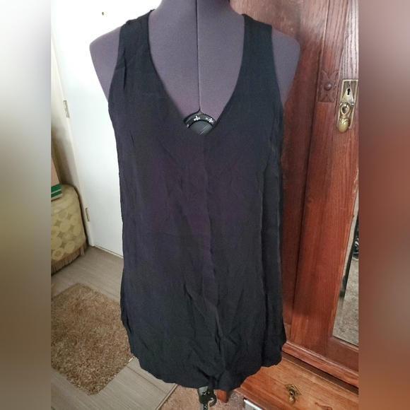 5 Summer Sleeveless Shirts Bundle Size Small - Picture 2 of 11